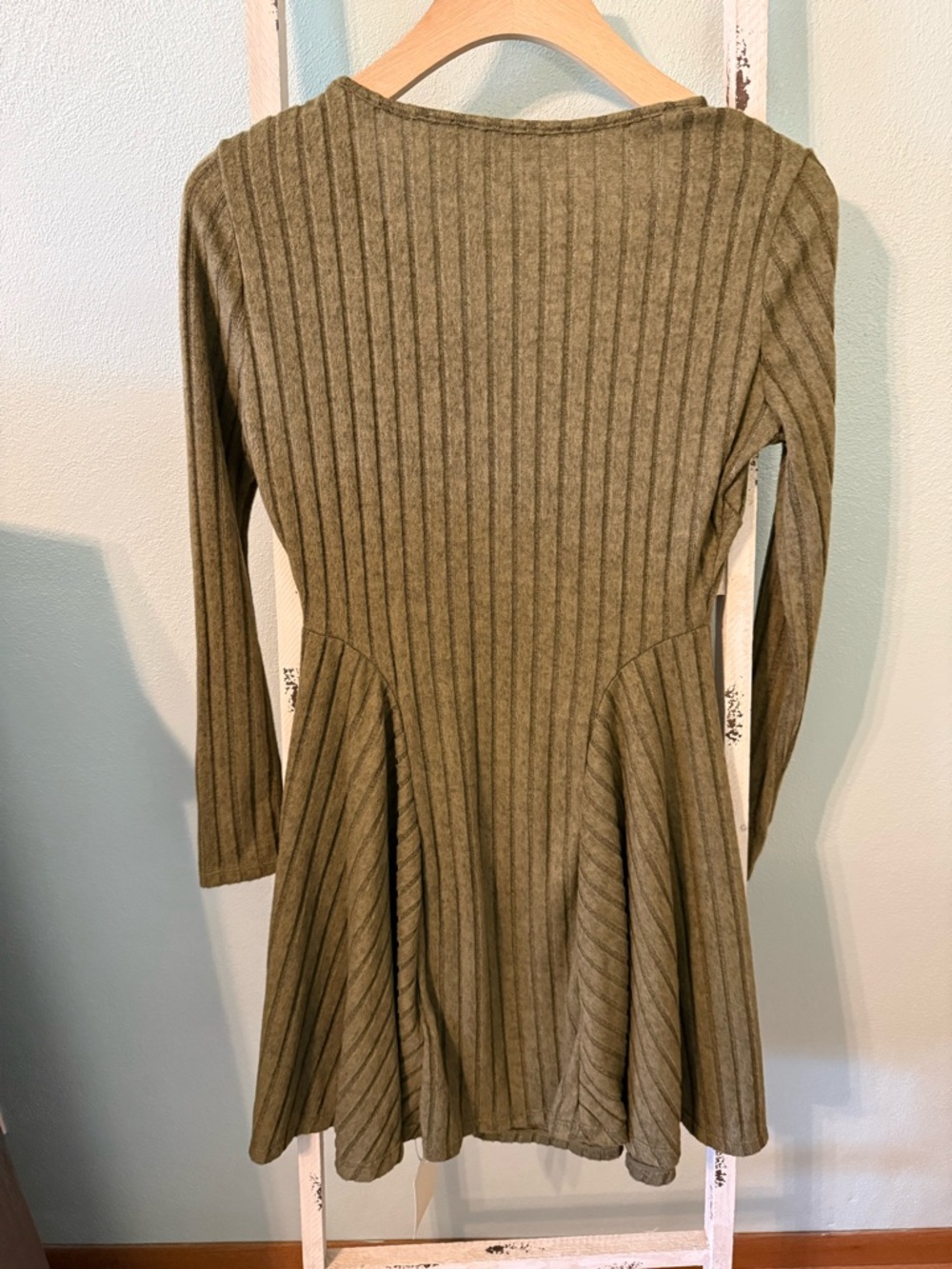 NWT Halara Ribbed Knit V Neck Long Sleeve Flare Mini Dress Moss Green Size S - Picture 4 of 8